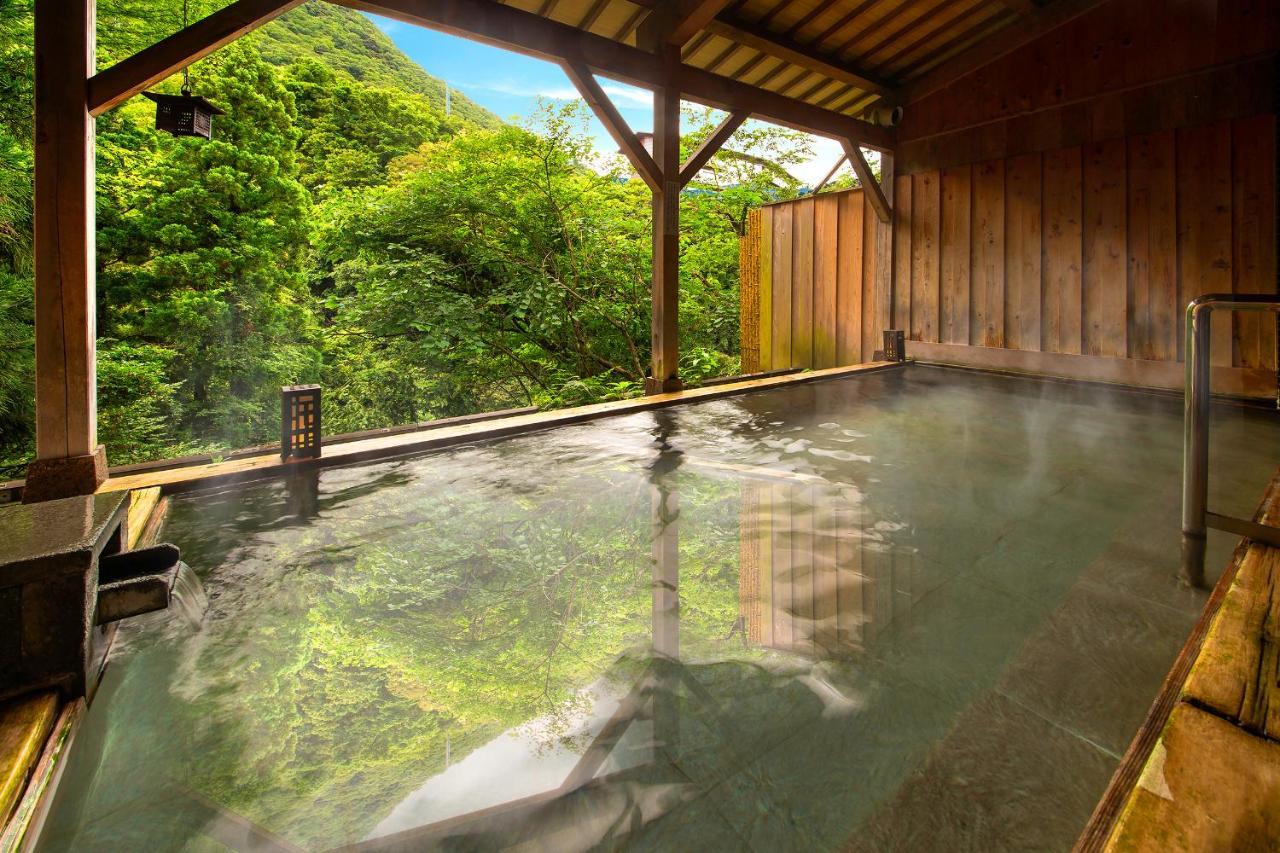Yamanakaonsen Ohanami Kyubei Kaga  Zewnętrze zdjęcie