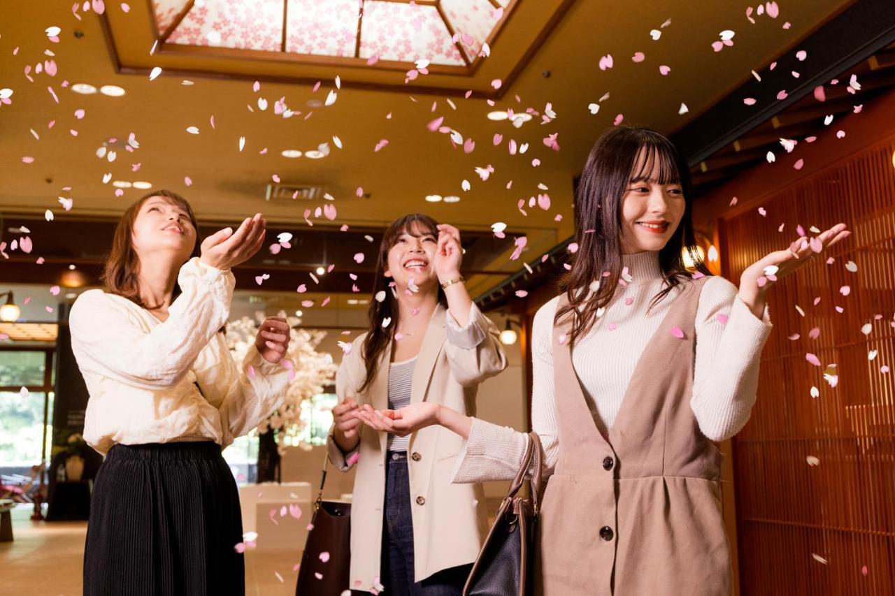 Yamanakaonsen Ohanami Kyubei Kaga  Zewnętrze zdjęcie