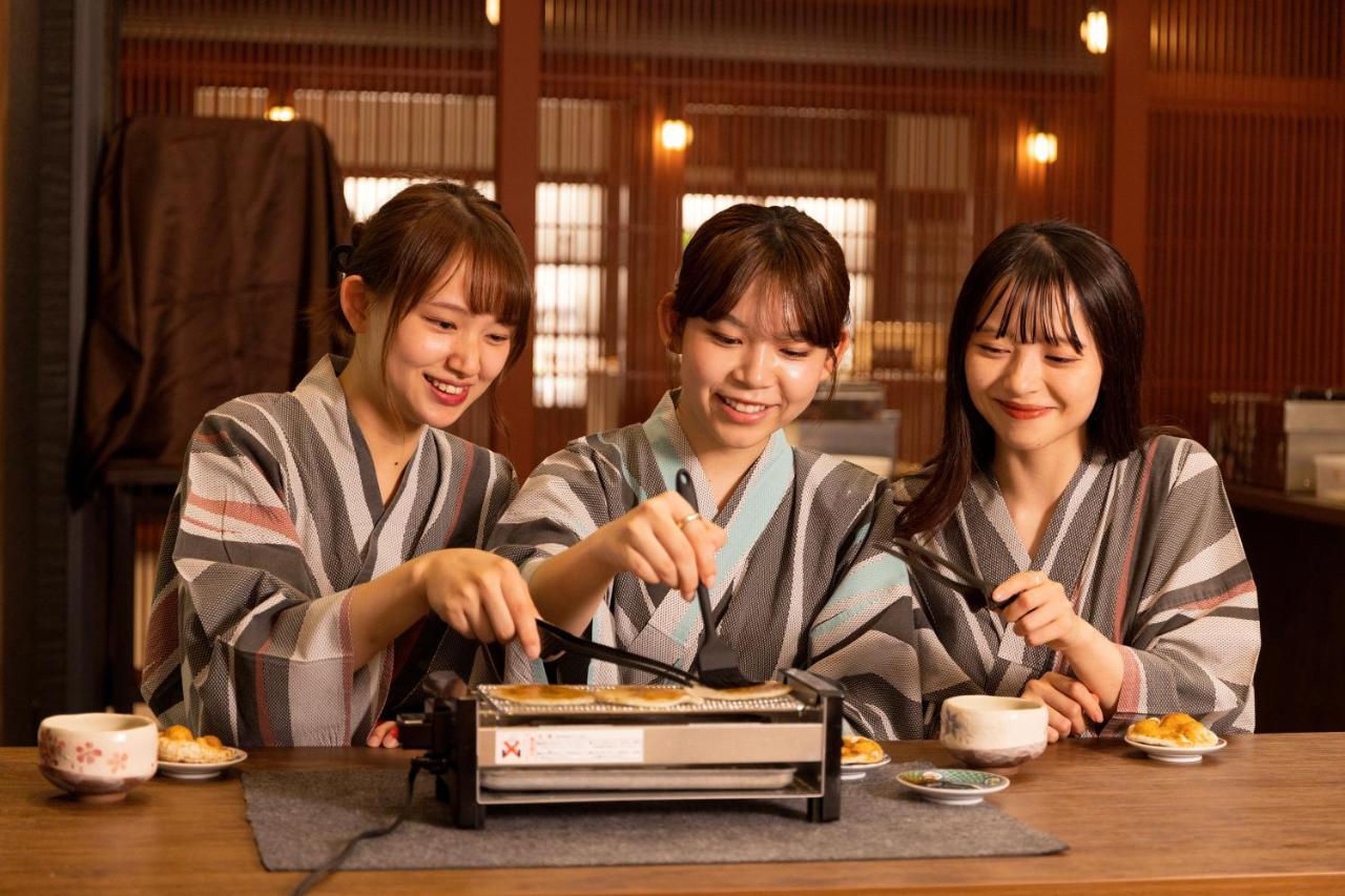 Yamanakaonsen Ohanami Kyubei Kaga  Zewnętrze zdjęcie