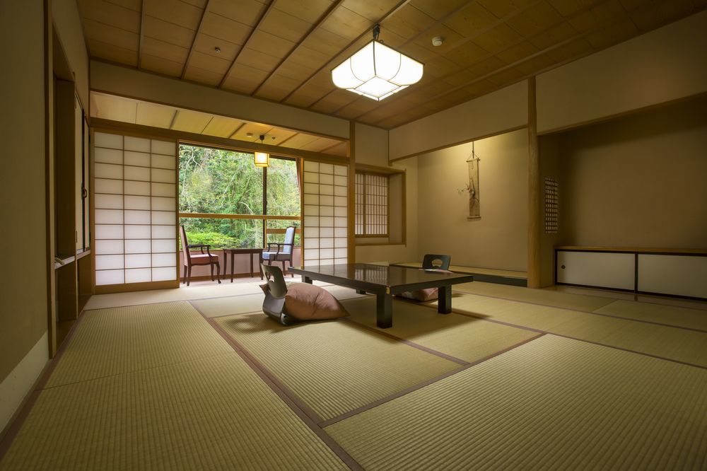 Yamanakaonsen Ohanami Kyubei Kaga  Zewnętrze zdjęcie