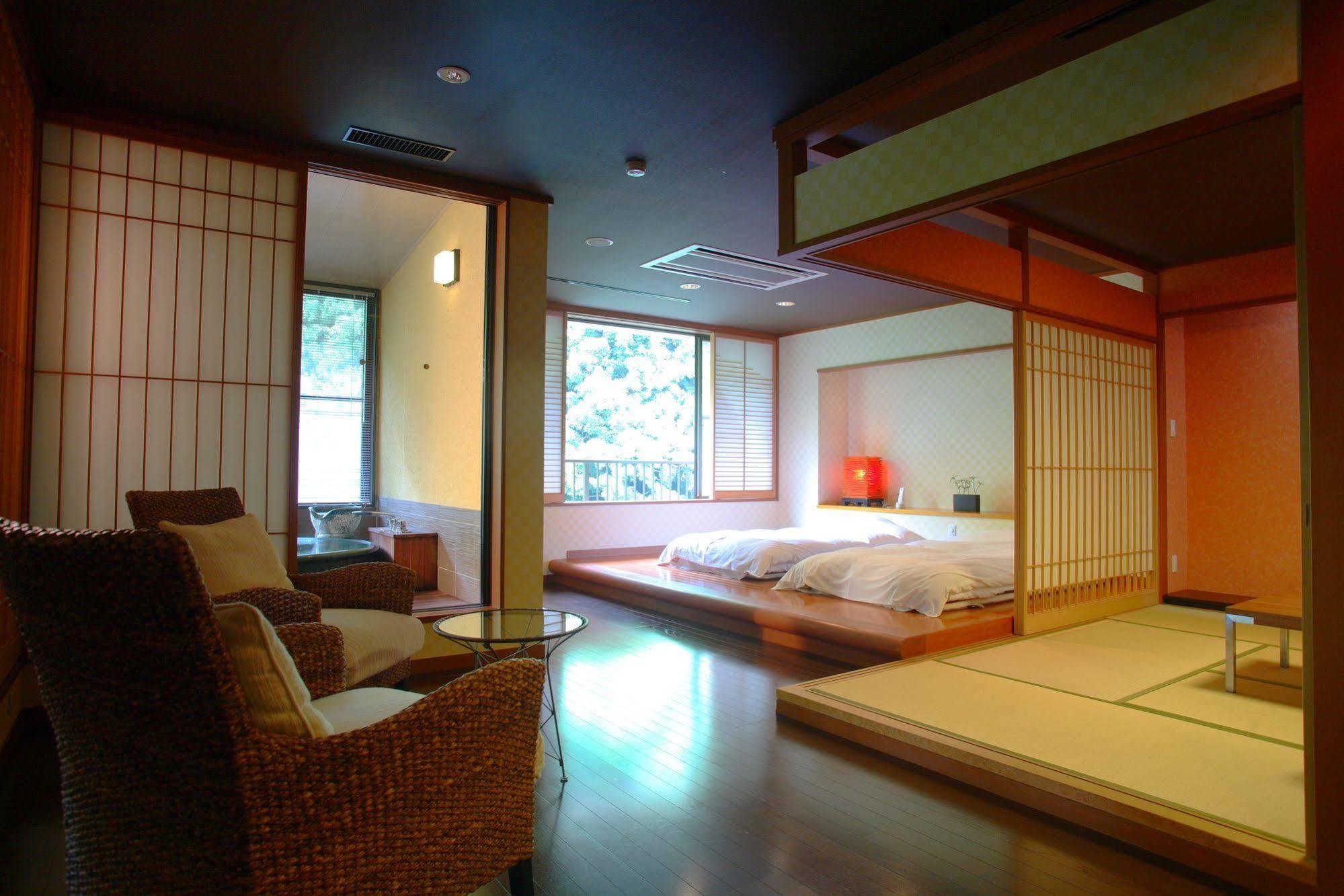 Yamanakaonsen Ohanami Kyubei Kaga  Zewnętrze zdjęcie
