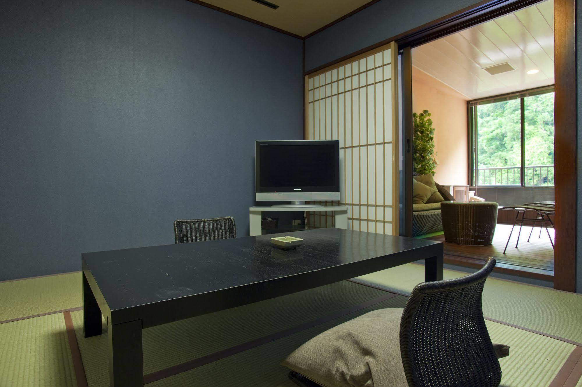 Yamanakaonsen Ohanami Kyubei Kaga  Zewnętrze zdjęcie